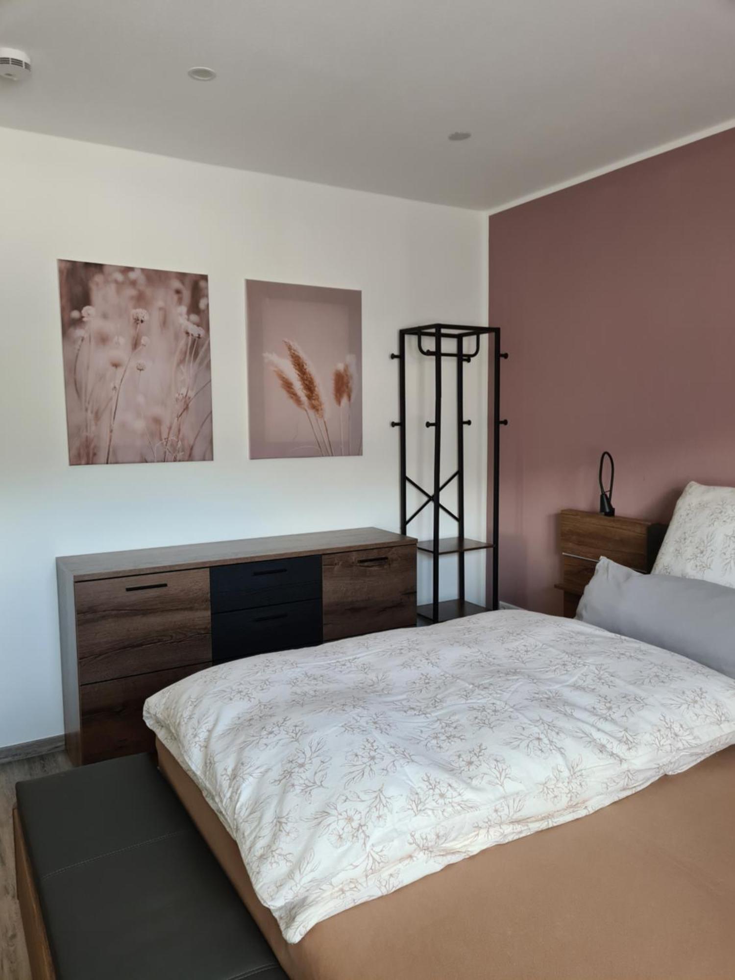 Ferienwohnung Burgblick Pelm Экстерьер фото